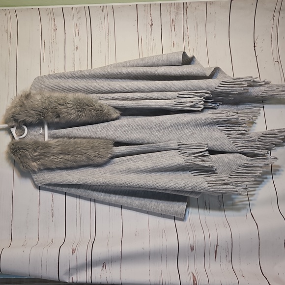 Faux Fur Collar‎ Gray Fringe Poncho Cape Wrap Shawl Sweater Cardigan - Picture 2 of 5